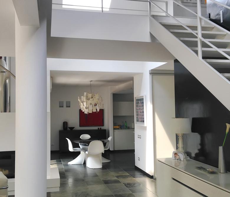 I colori sono il bianco ed il nero